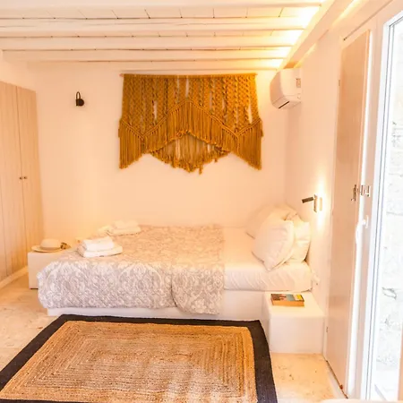 Poppy Mykonos Villa *