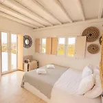 Poppy Mykonos Вилла