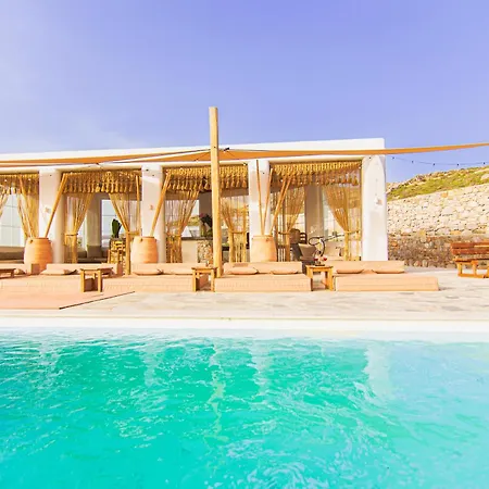 Poppy Mykonos Ano Mera