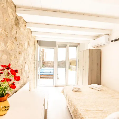 Vila Poppy Mykonos *