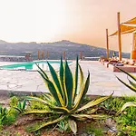 Poppy Mykonos
