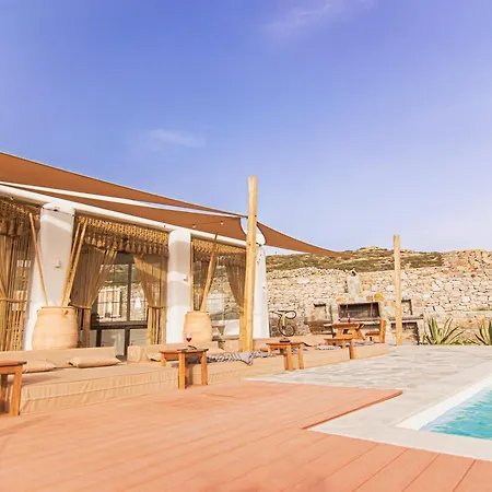 Poppy Mykonos